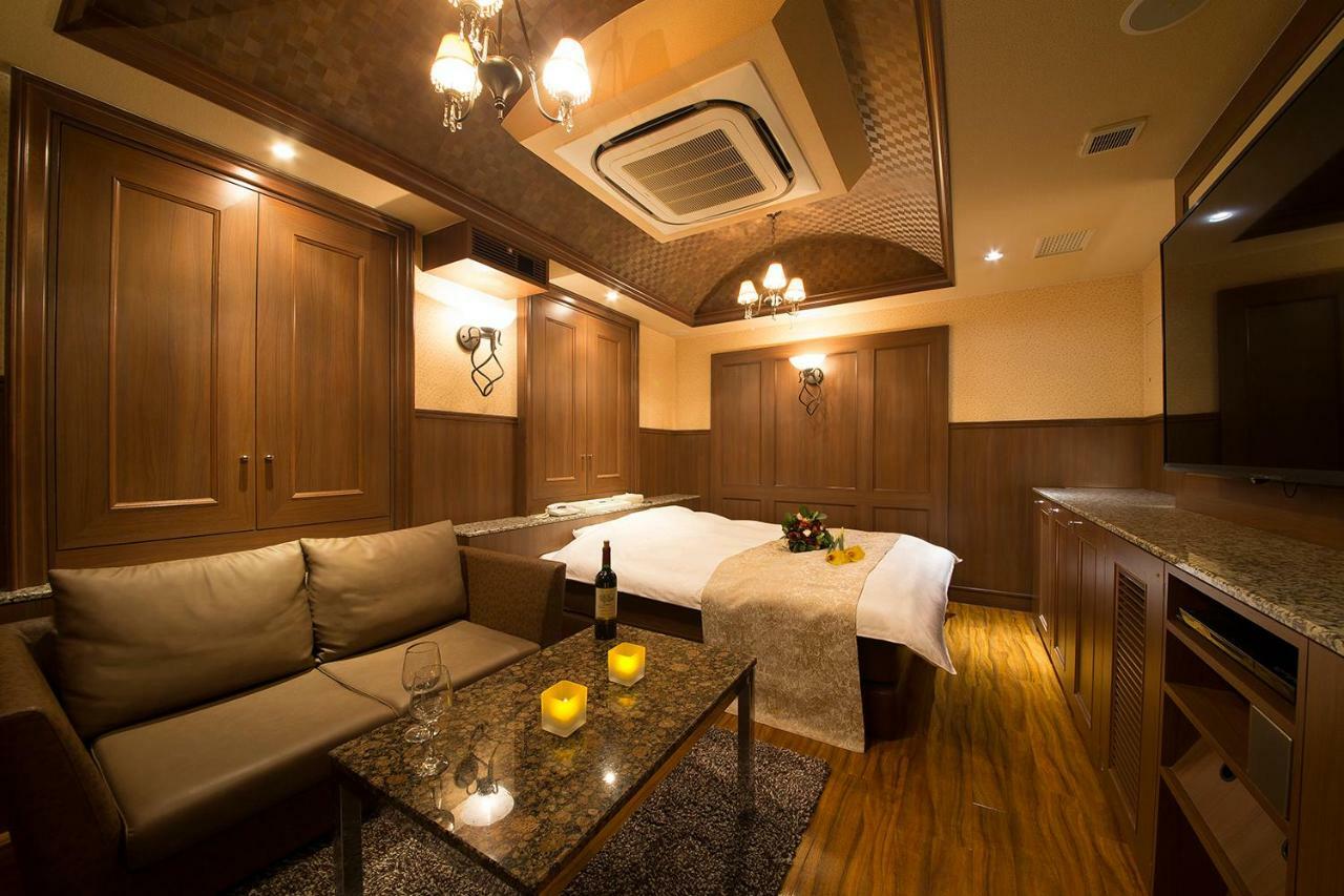 Lucky Sun Hotel Nishinomiya Eksteriør billede